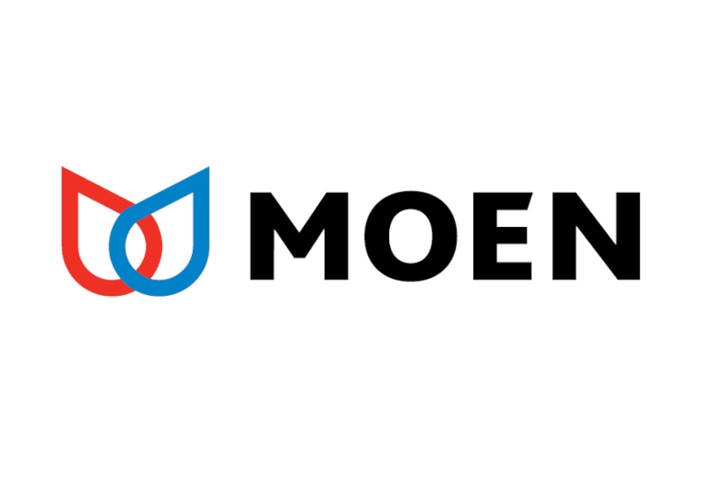 Moen in Compton